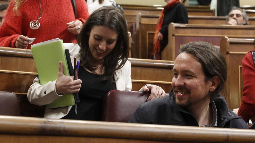 Pablo Iglesias e Irene Montero, futuros padres sonrientes