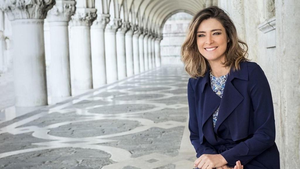 Sandra Barneda presenta Las hijas del agua, ambientada en Venecia.