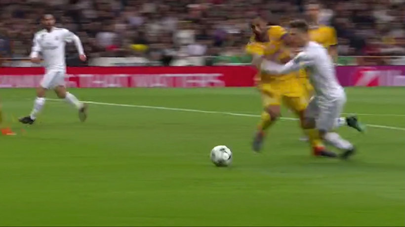 Penalti de Benatia sobre Cristiano Ronaldo no señalado