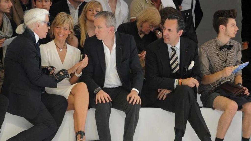 Bernard Arnault junto a Marichalar en un desfile. GTRES.