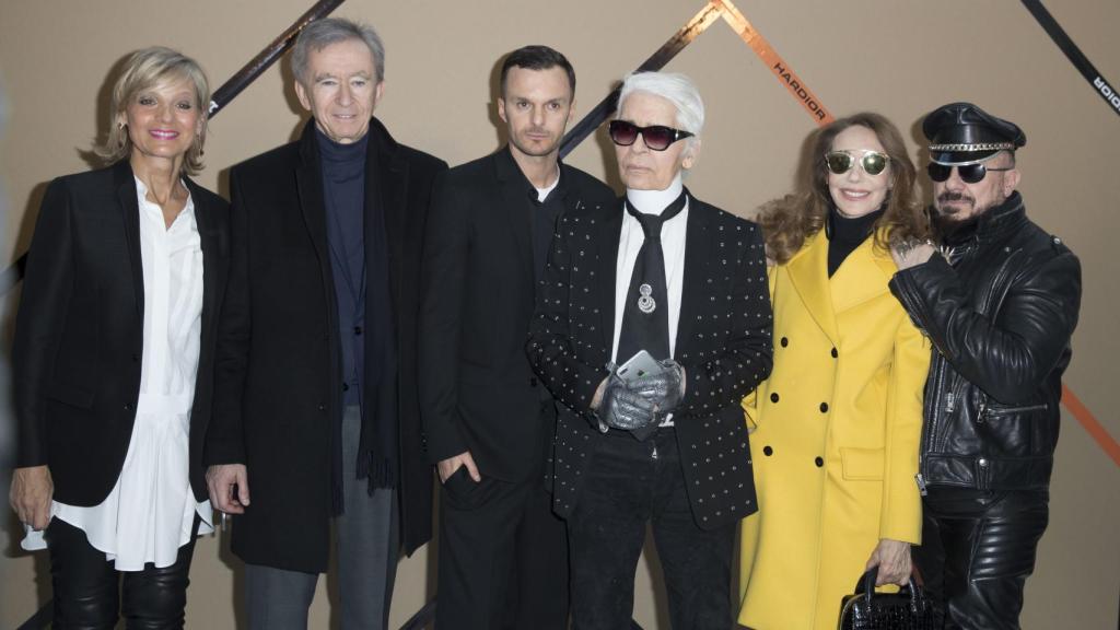 Bernard Arnault  y  Karl Lagerfeld. GTRES.