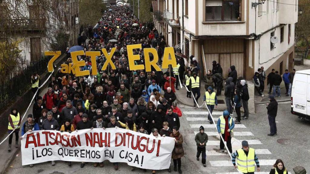 Manifestación en favor de 'los 8 de Alsasua' en Alsasua
