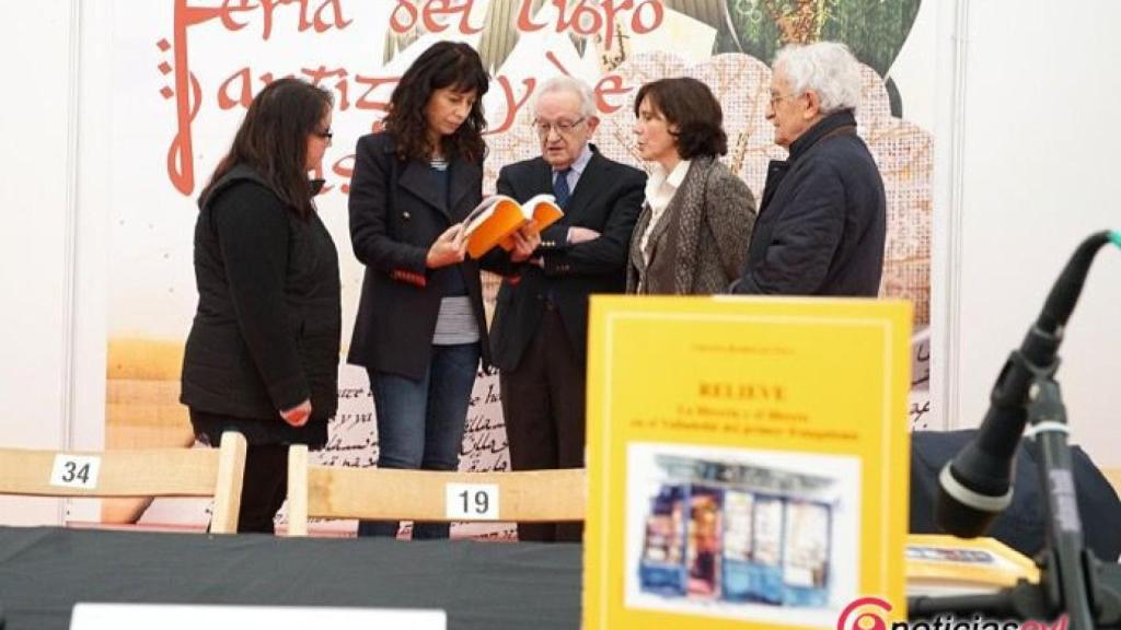 relieve feria libro antiguo valladolid 1