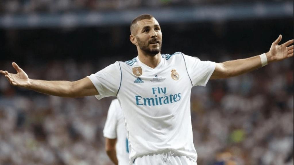 Benzema, durante un partido con el Real Madrid.