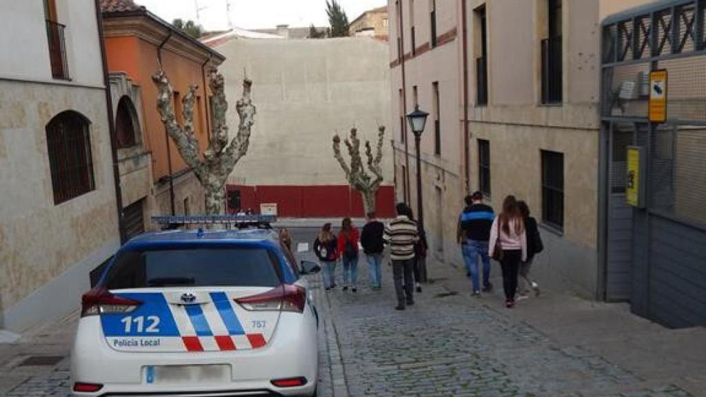 Vandalismo en la Cueva de Salamanca (2)