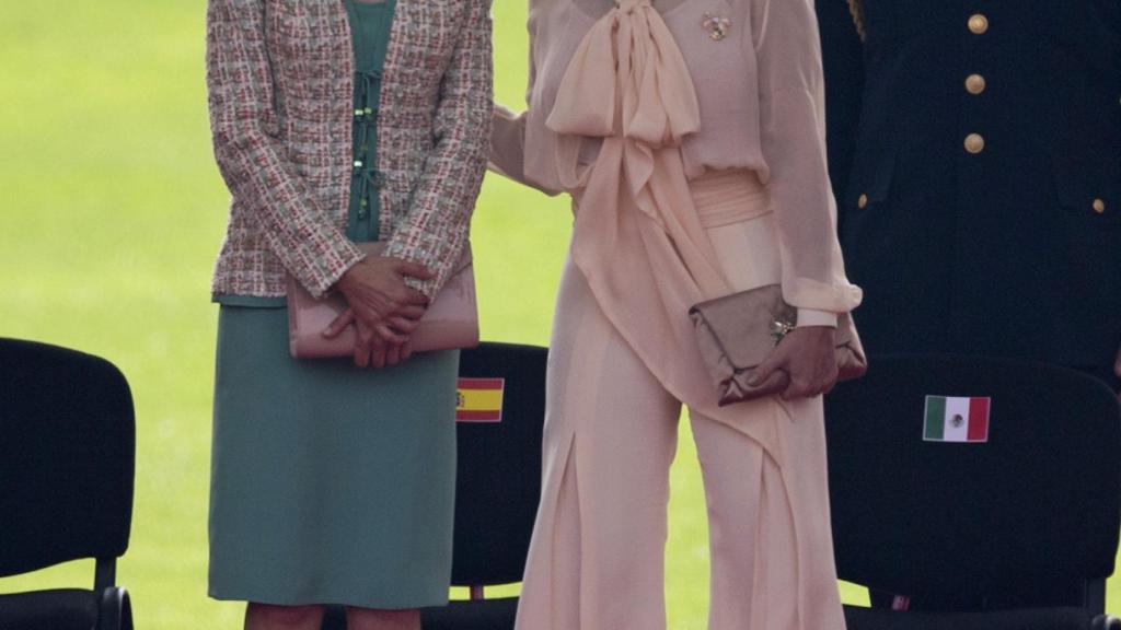 Letizia y Angélica Rivera en México