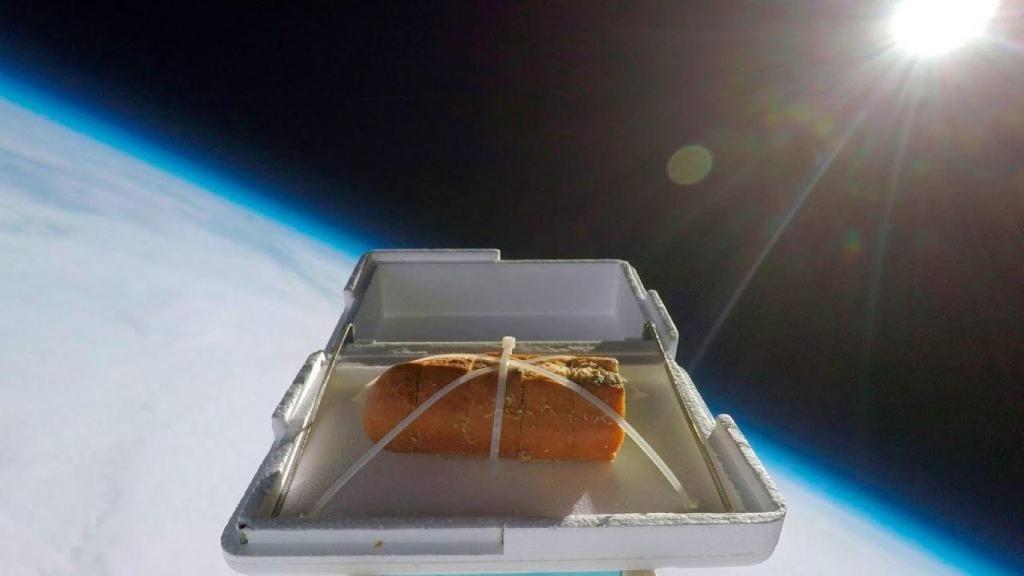 tom scott pan de ajo en la estratosfera