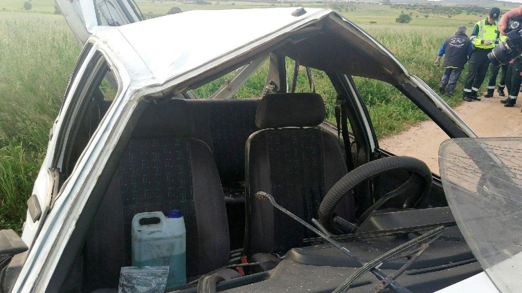 Accidente de tráfico en Villar del Rey, en Badajoz, en el que un joven de 15 años ha muerto y otros tres menores han resultado heridos.