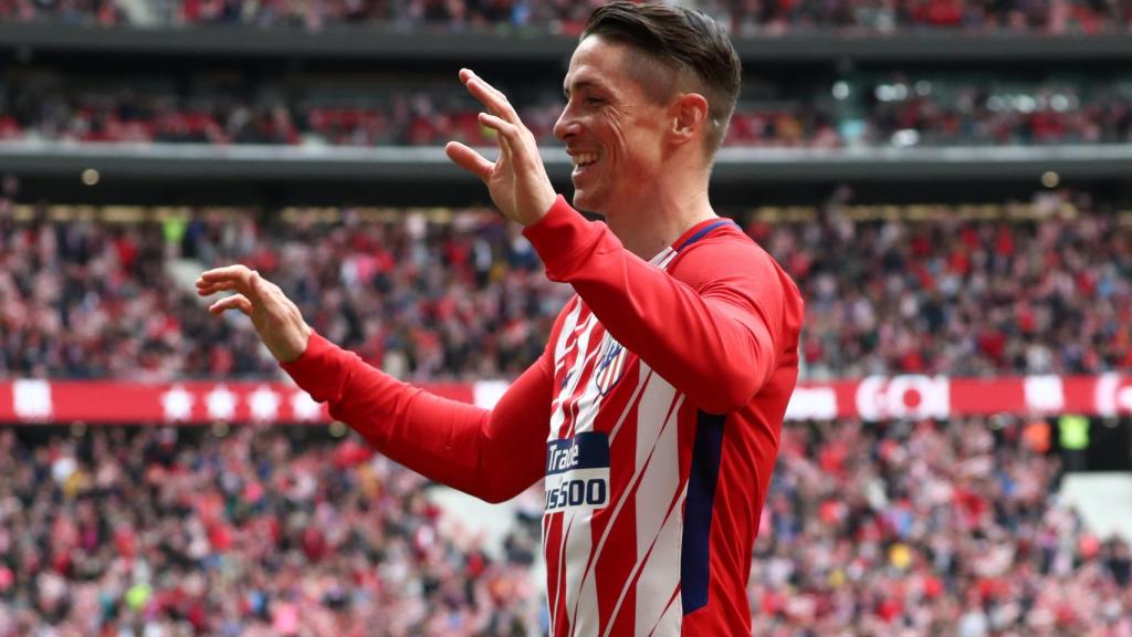 Fernando Torres celebra un gol con el Atlético.