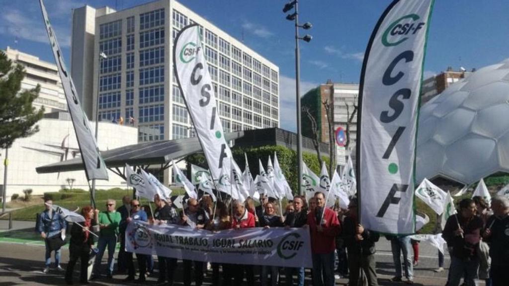 csif valladolid concentracion salarios funcionarios 1