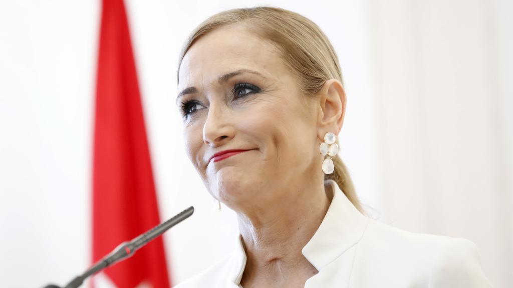 Cifuentes, en la rueda de prensa en la que anunció su dimisión como presidenta madrileña.