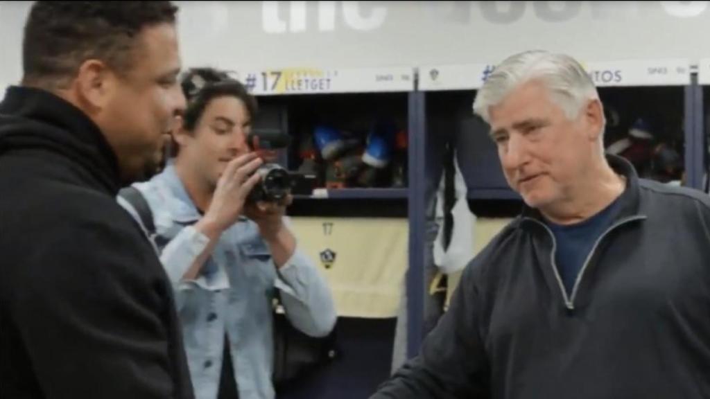 Ronaldo y el entrenador de Los Ángeles Galaxy