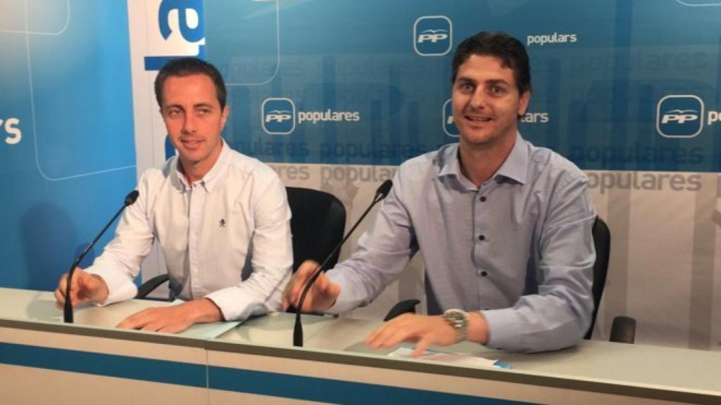 Sebastiá Sagregras, a la derecha