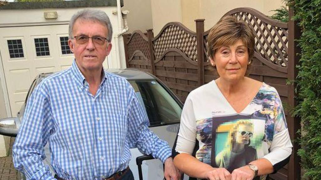 Paul y Ana Davies han decidido tomarse con humor sus no vacaciones.