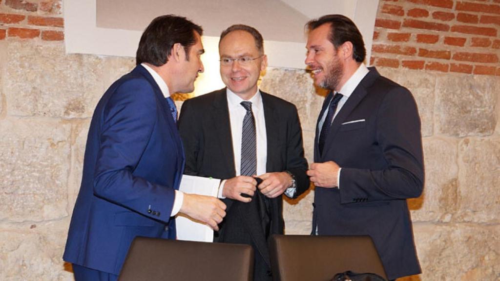 reunion-svav-valladolid-renfe-adif-fomento-ayuntamiento-disolucion-(2)