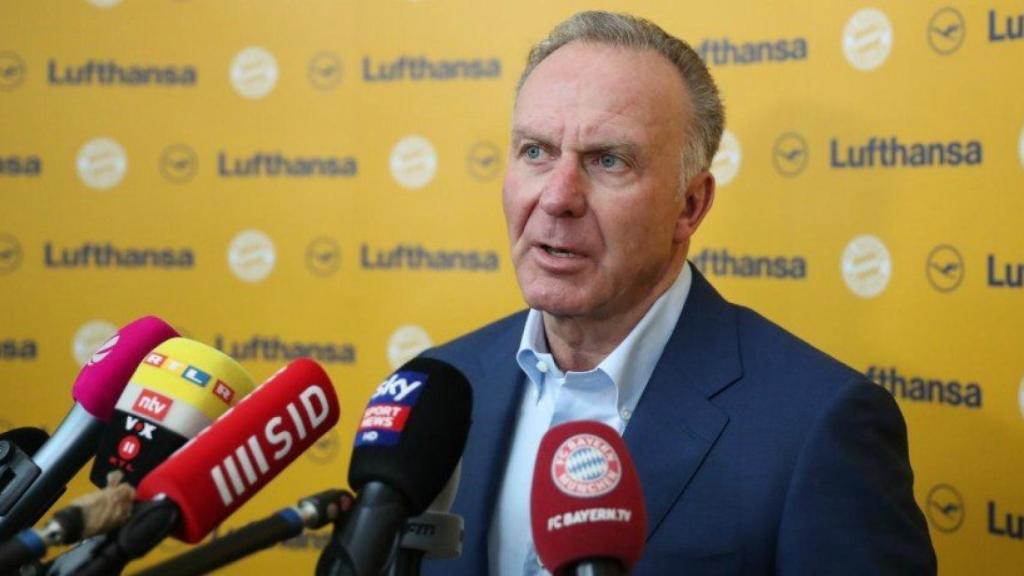 Rummenigge habla ante los medios de comunicación. Foto Twitter (@FCBayern)