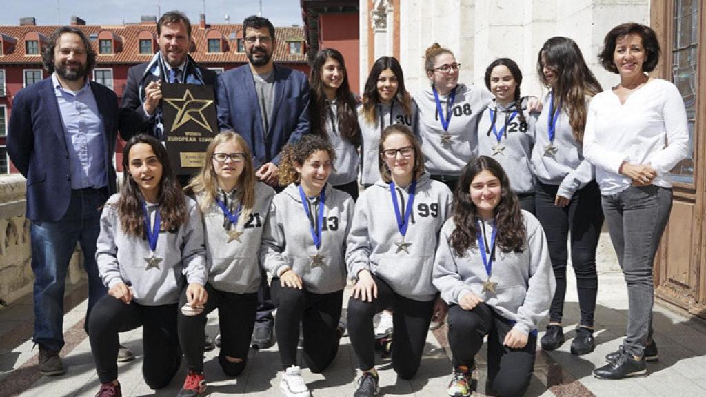 Valladolid-panteras-ayuntamiento-titulo-europa-campeonas