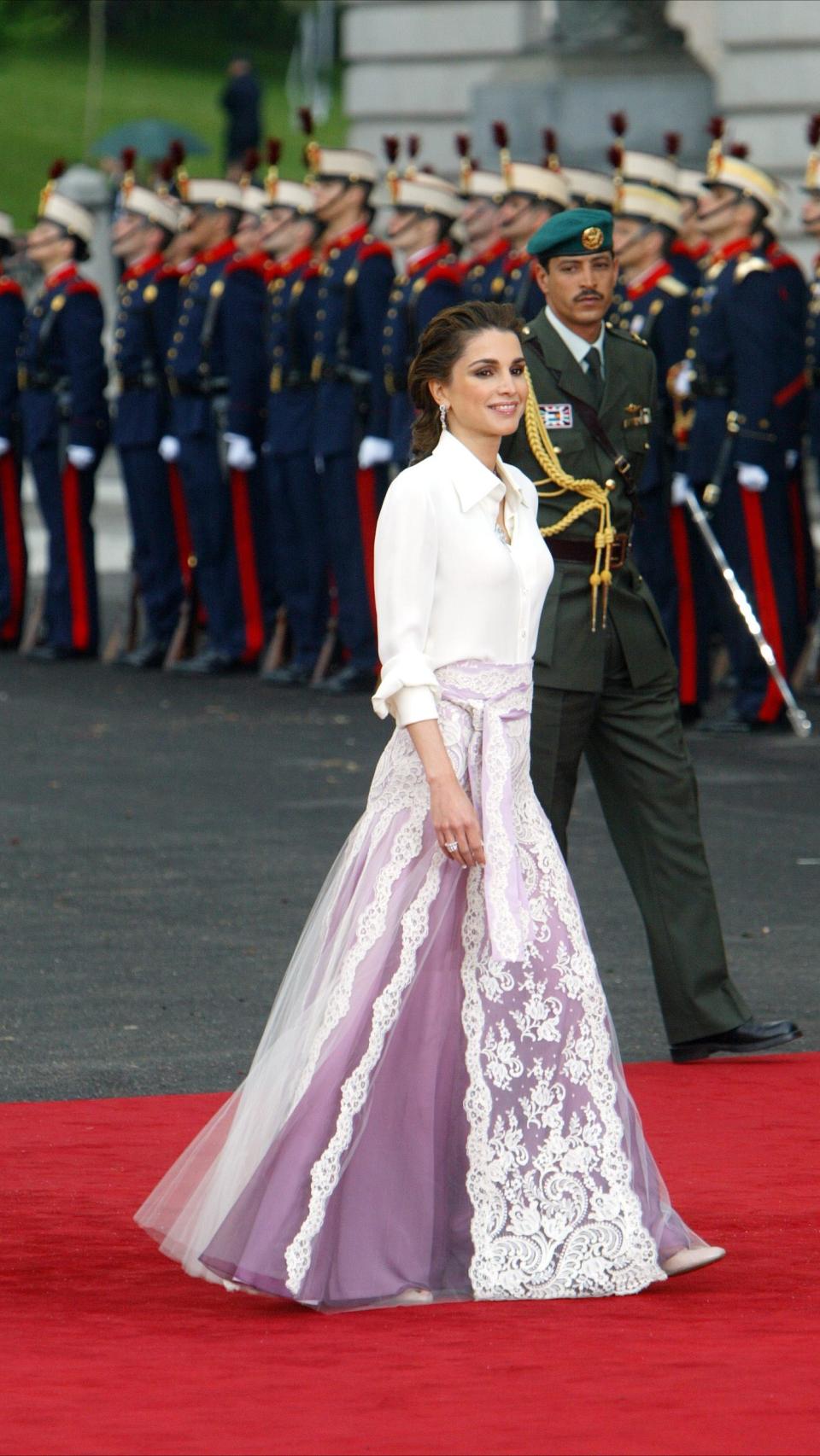 Rania de Jordania en la boda de Felipe y Letizia