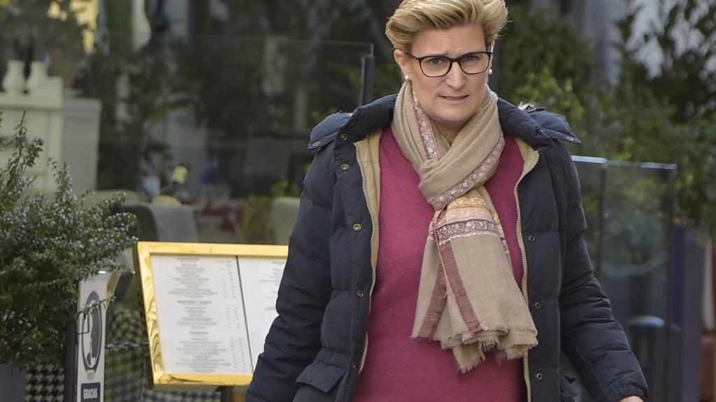 María Zurita luciendo su tripa de embarazada poco antes de dar a luz.