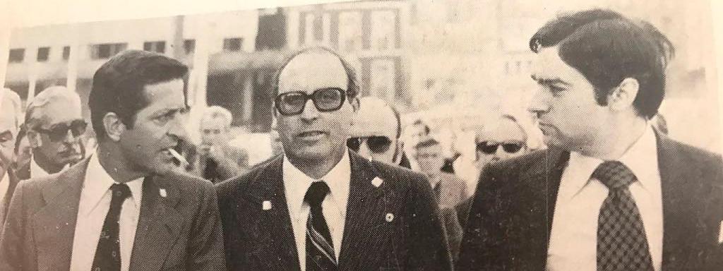 Adolfo Suárez, junto a Pedro J. Ramírez durante la campaña de 1979 en Vizcaya.