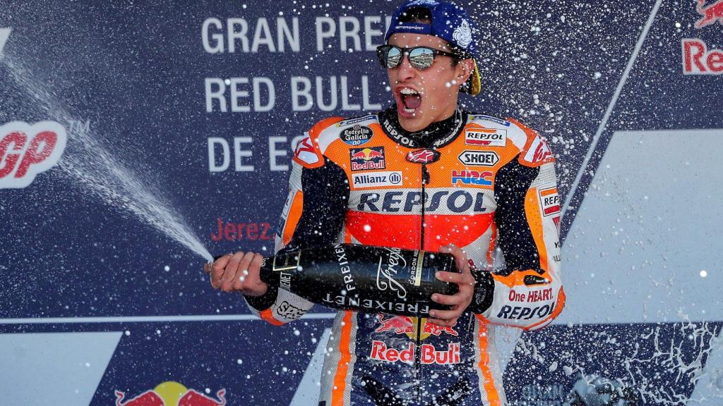 Marc Márquez celebra su victoria en Jerez.