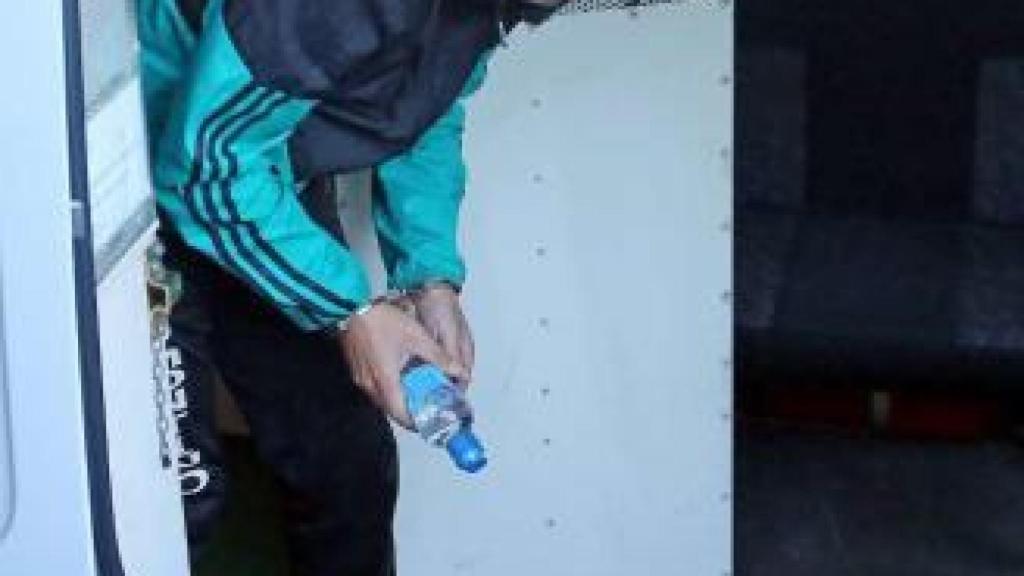 Jesús, entrenador detenido.