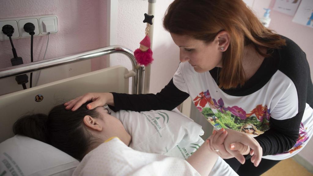 Antes de comenzar a sufrir los dolores en la cadera, Alba era una niña normal.