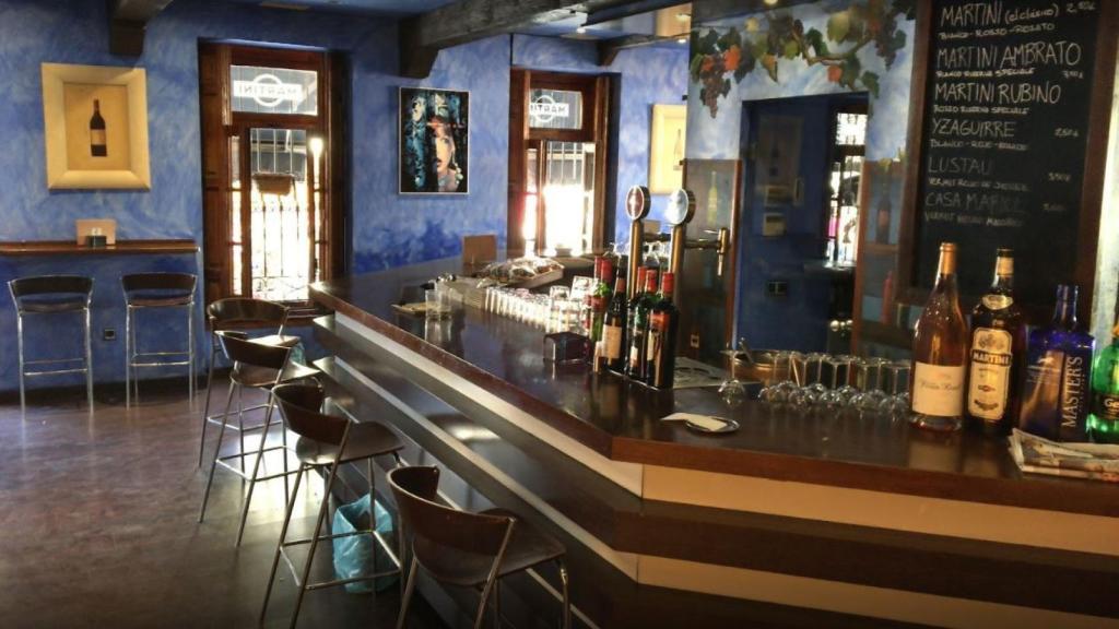 Imagen del interior del bar.