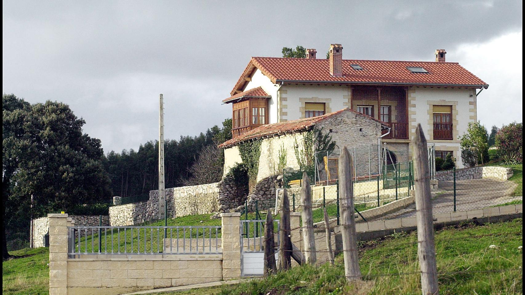 David Bustamante ha elegido un portal de anuncios para poner a la venta el inmueble de su pueblo natal.