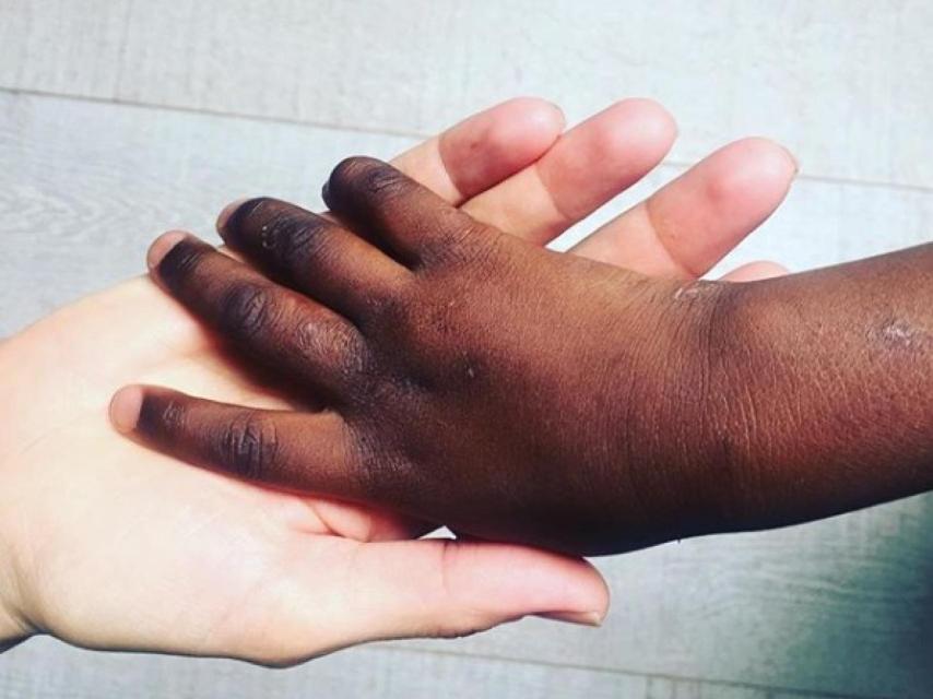 Imagen de la pequeña junto a su madre, Susanna Griso.