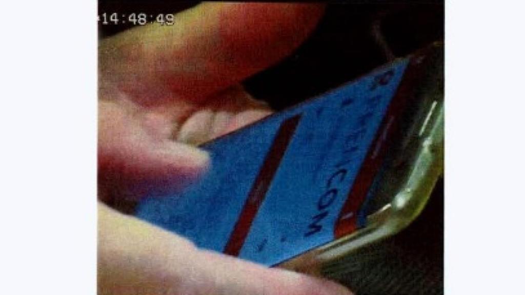 Imagen de la pantalla del teléfono de Sito Miñanco utilizardo un servidor privado en Holanda.