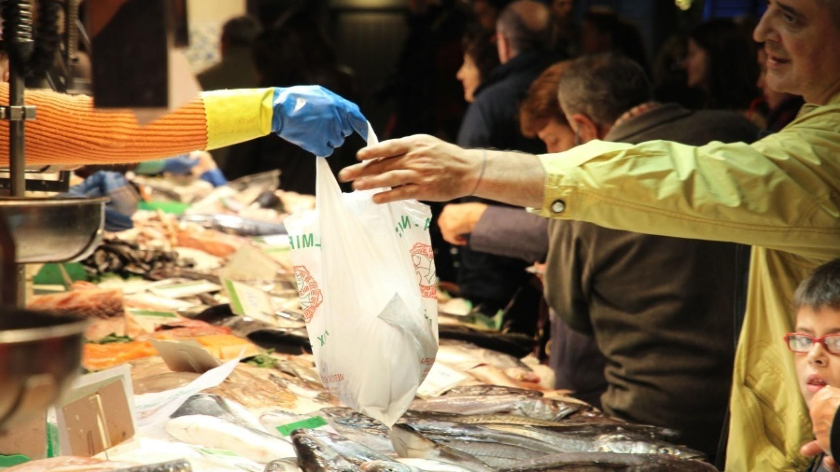 Conocer el origen, el método de captura y su conservación te dará pistas sobre el producto que debes elegir.