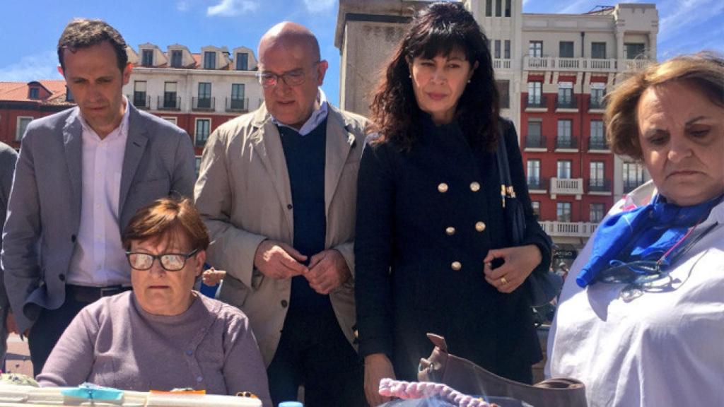 Valladolid-bolillos-vainicas-plaza-mayor-san-pedro-regalado