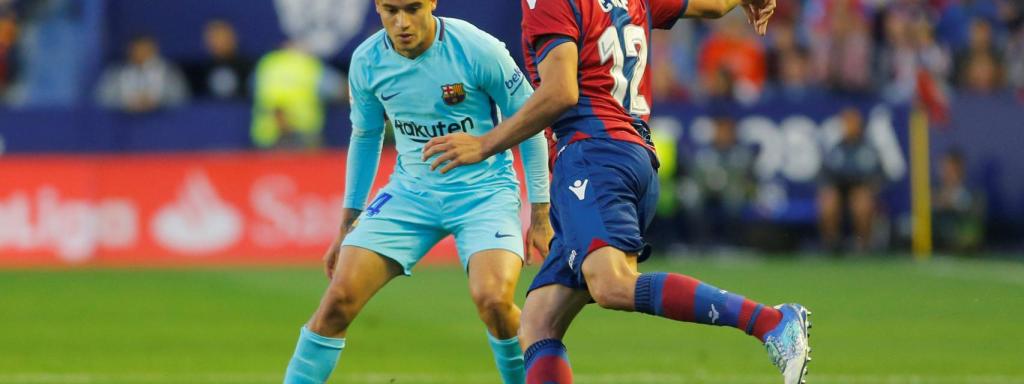 Coutinho en el Levante - Barcelona.