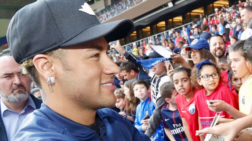 Neymar, en el Parque de los Príncipes. Foto: Twitter (@PSG_inside)