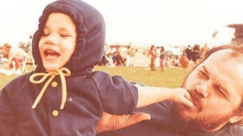 La pequeña Meghan con su padre.