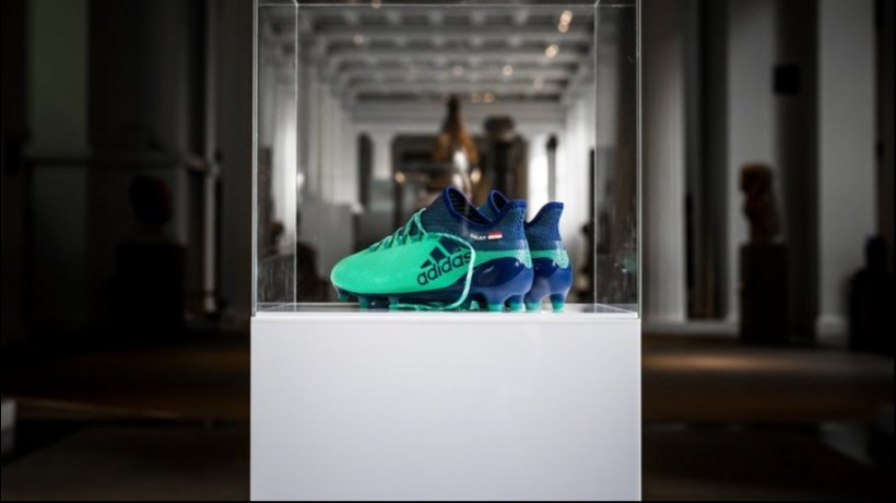 Así lucen las botas de Mohamed Salah. Foto: Twitter (@britishmuseum).