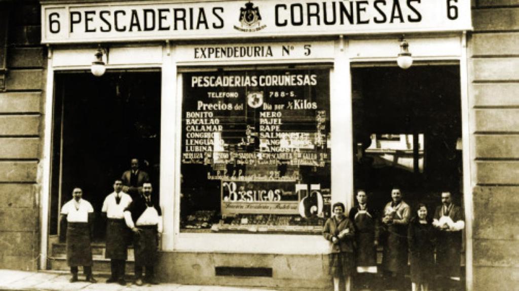 Pescaderías Coruñesas, en la calle Recoletos 12,  en los años 50