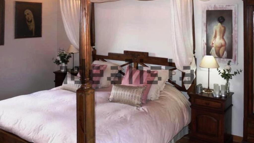 Dormitorio principal de la vivienda de Iglesias y Montero.