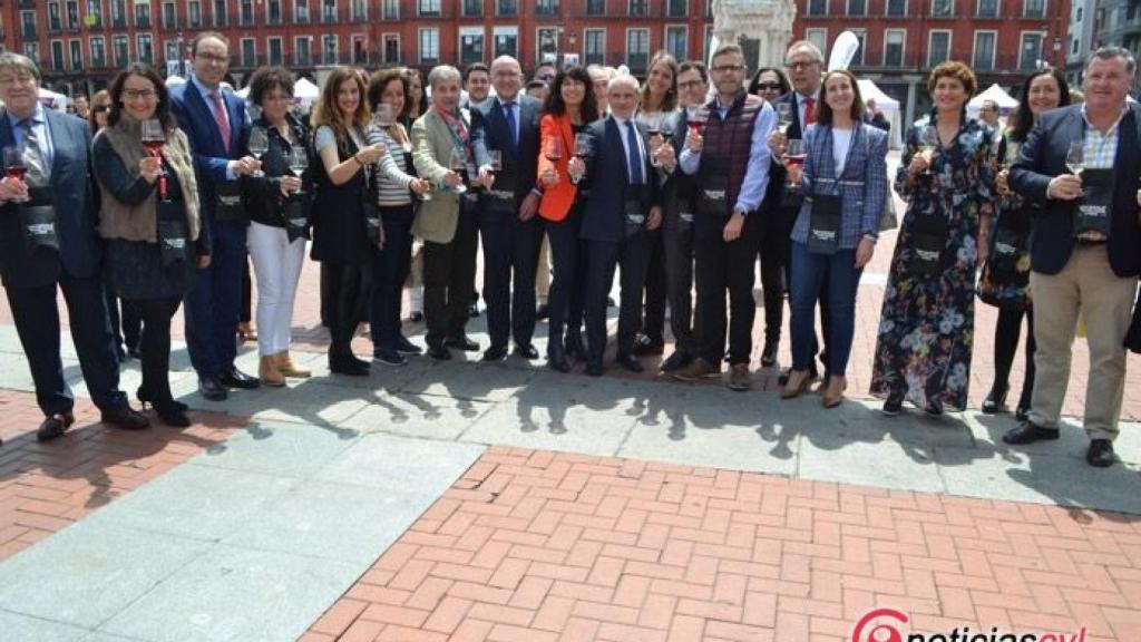 valladolid plaza mayor vino 7