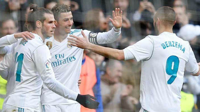 La BBC celebra un gol contra el Alavés