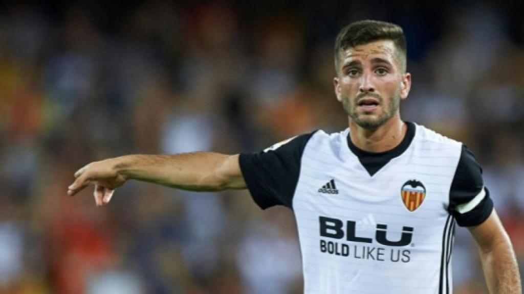 José Luis Gayà durante un encuentro del Valencia la pasada temporada.