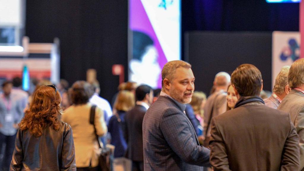 Imagen del 'networking' en los pasillos de DES 2018.
