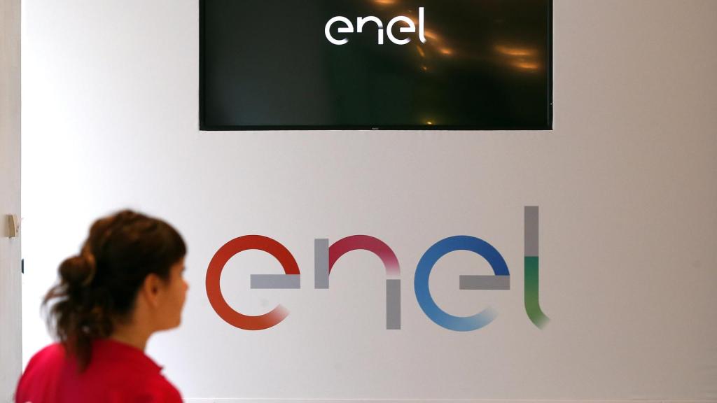 Imagen de una tienda de Enel en Milán.