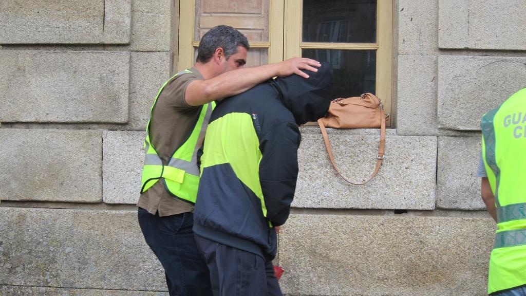 Francisco González. el dueño de Pirotecnias La Gallega, a su llegada al juzgado de Tui.