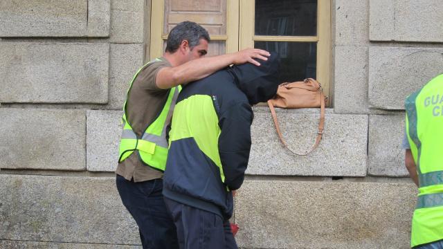 Francisco González. el dueño de Pirotecnias La Gallega, a su llegada al juzgado de Tui.