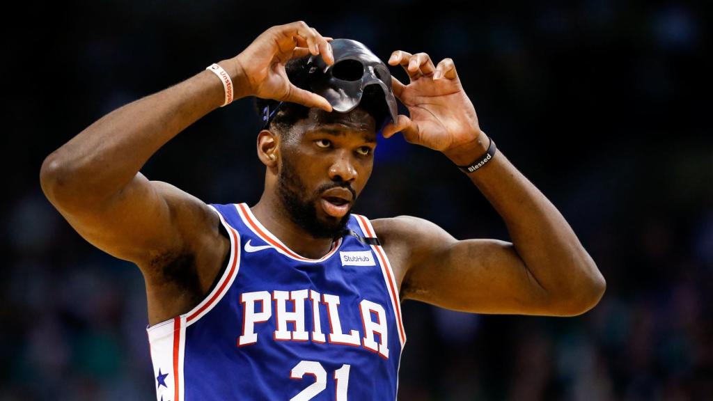 Embiid quiere desenmascarar a Colangelo.