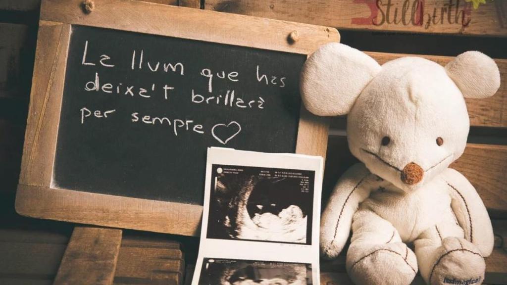La luz que me dejaste brillará por siempre: una de las fotografías del proyecto Stillbirth.