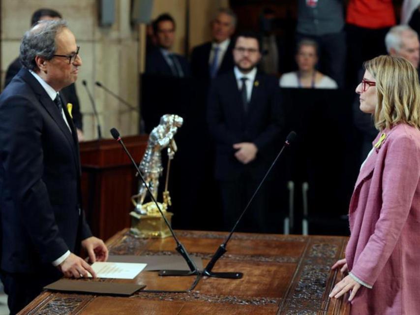 Elsa Artadi promete su cargo frente a Quim Torra.