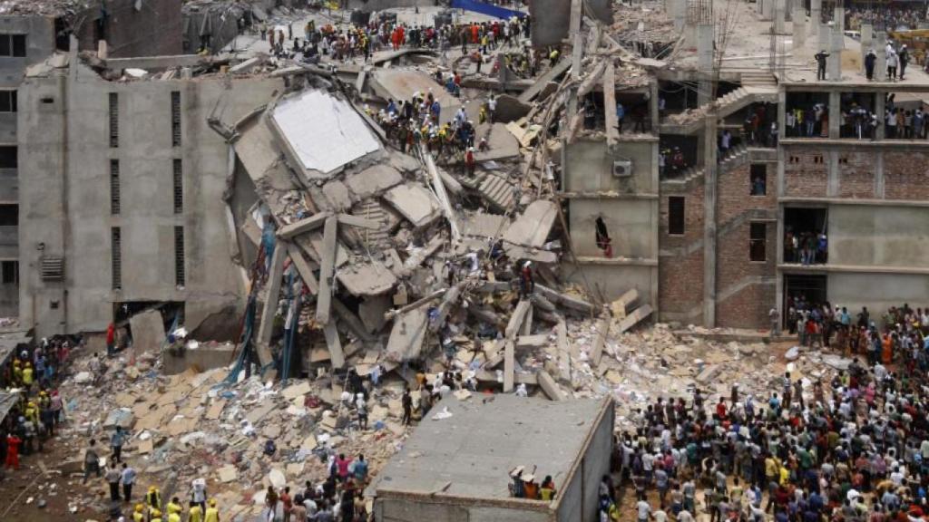 Edificio Rana Plaza tras derrumbarse